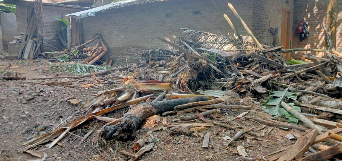 Warga Pekon Betung Keluhkan Belum Adanya Bantuan Pemerintah Daerah Pasca Banjir