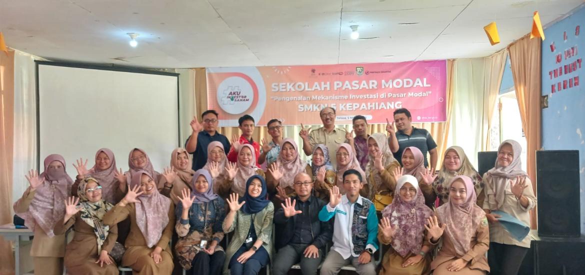 Para Guru dan TU SMKN 5 Kepahiang Ikuti Pelatihan Sekolah Pasar Modal