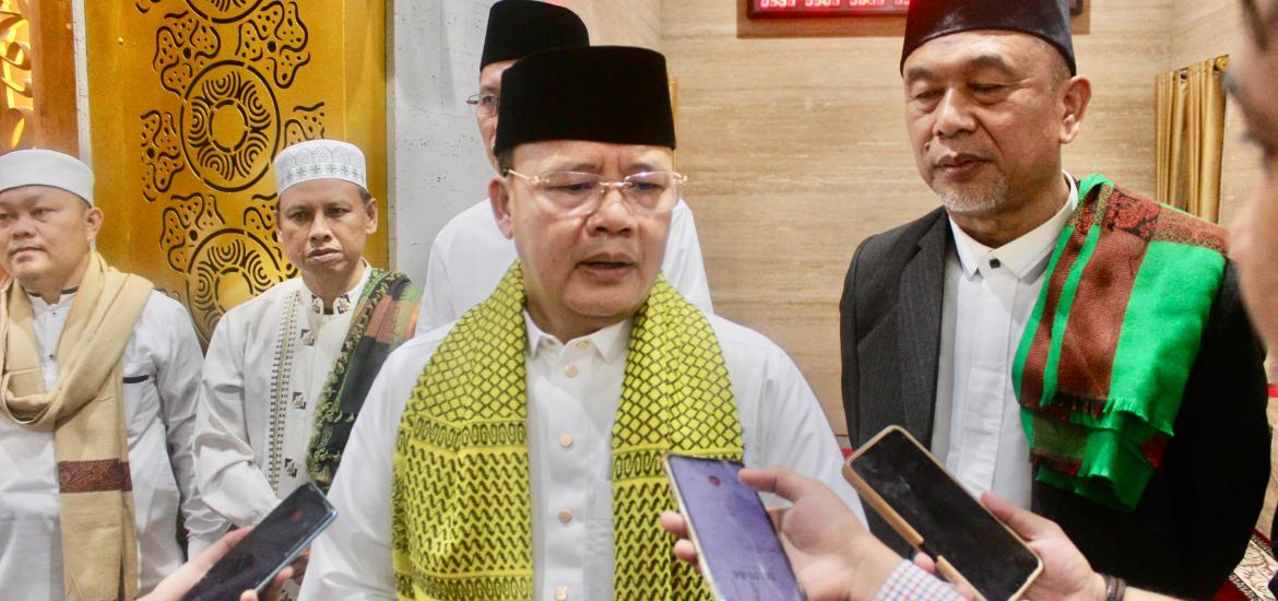 Gubernur Rohidin