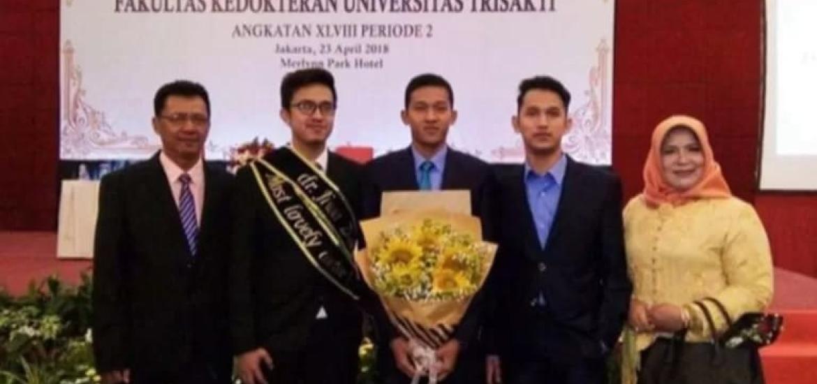 Sosok Dokter Muda Kelahiran Ipuh