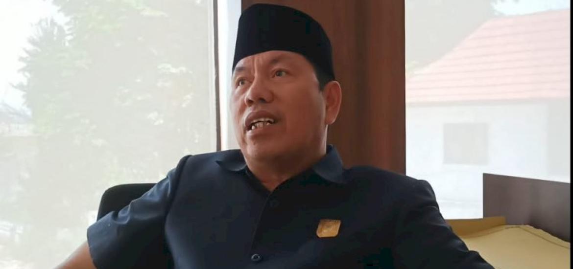 Wakil Ketua Komisi II DPRD Provinsi Bengkulu Suimi Fales