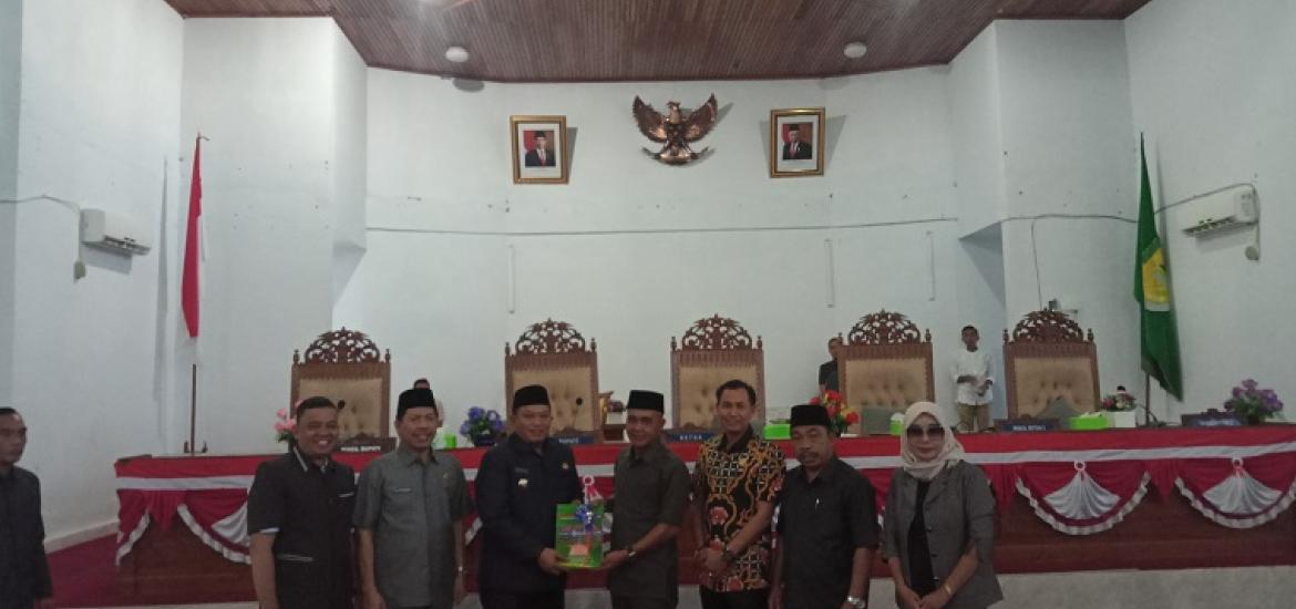 Rapat Paripurna DPRD Seluma
