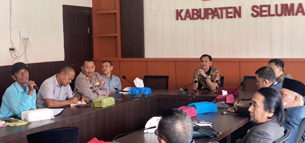 Hearing DPRD Seluma bahas polemik Desa Dusun Baru