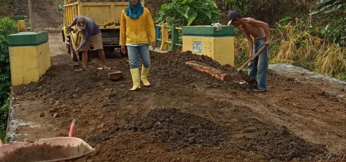 Pembangunan di Desa Simpang Kota Beringin