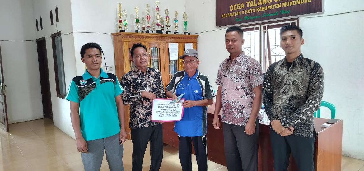 Pembagian BLT DD