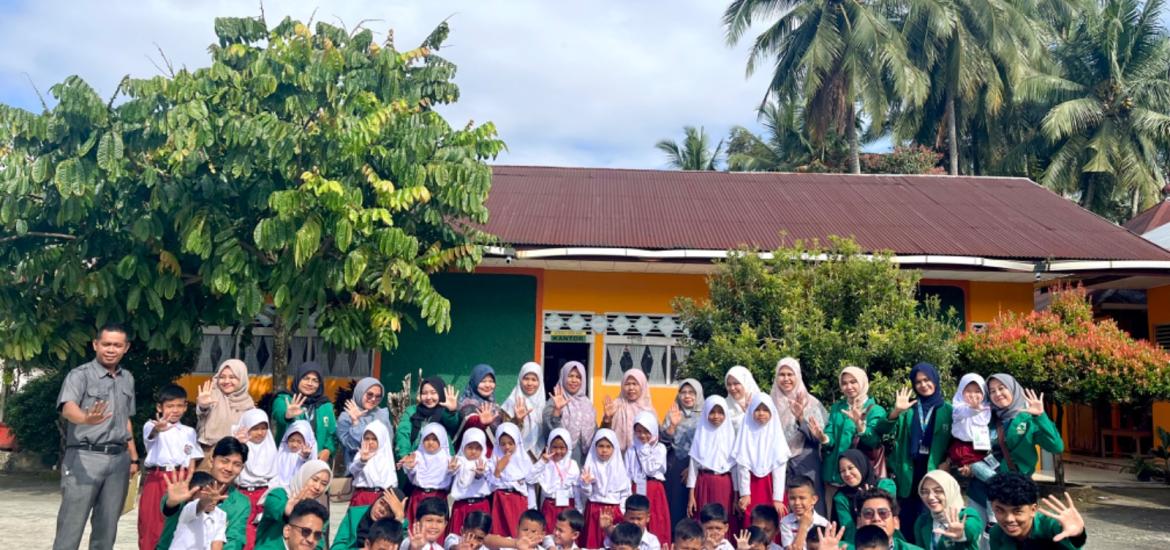 Mahasiswa KKN Universitas Andalas Lakukan Sosialiasi PHBS dan Stop Bullying
