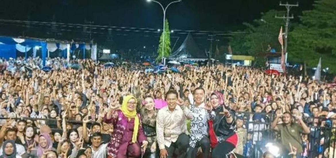 Pesta Rakyat Warnai Malam Puncak HUT ke-22 Kabupaten Lebong