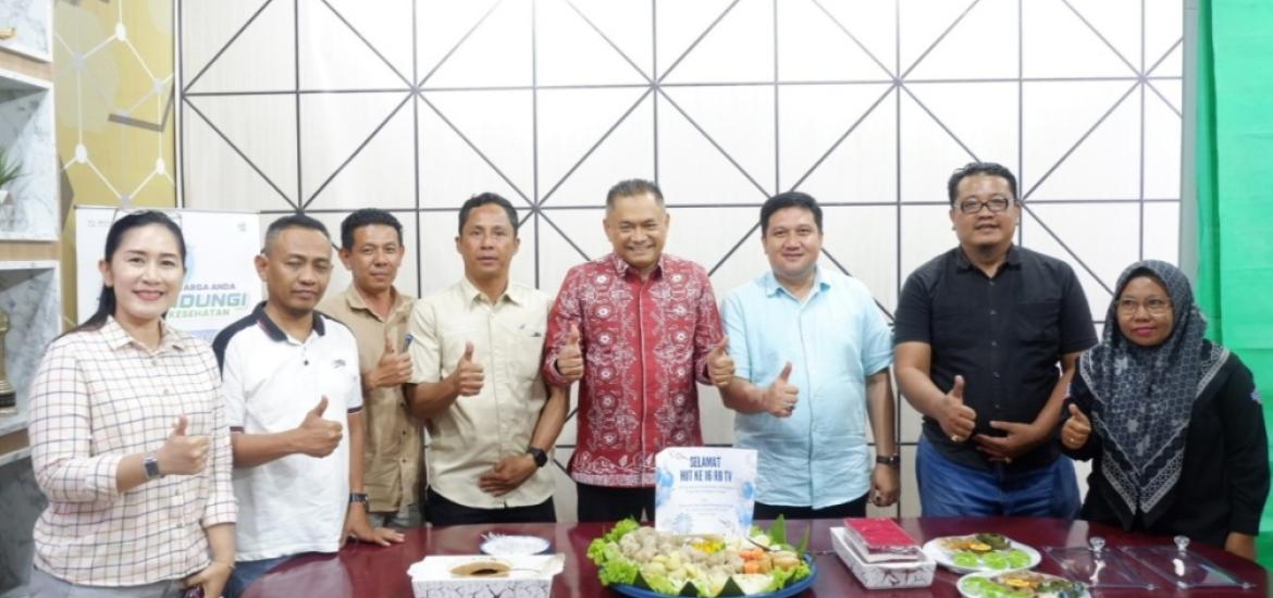 Bupati Bengkulu Tengah Jadi Presenter Istimewa di HUT ke-16 RB TV