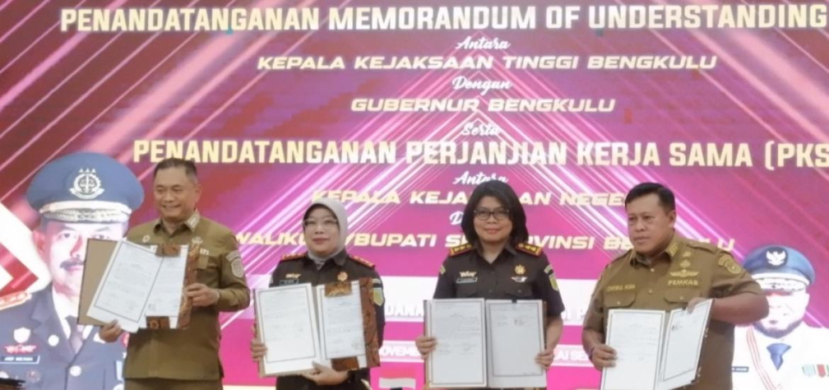 Bupati Bengkulu Tengah Teken PKS dengan Kejari, Perkuat Penegakan Hukum Humanis