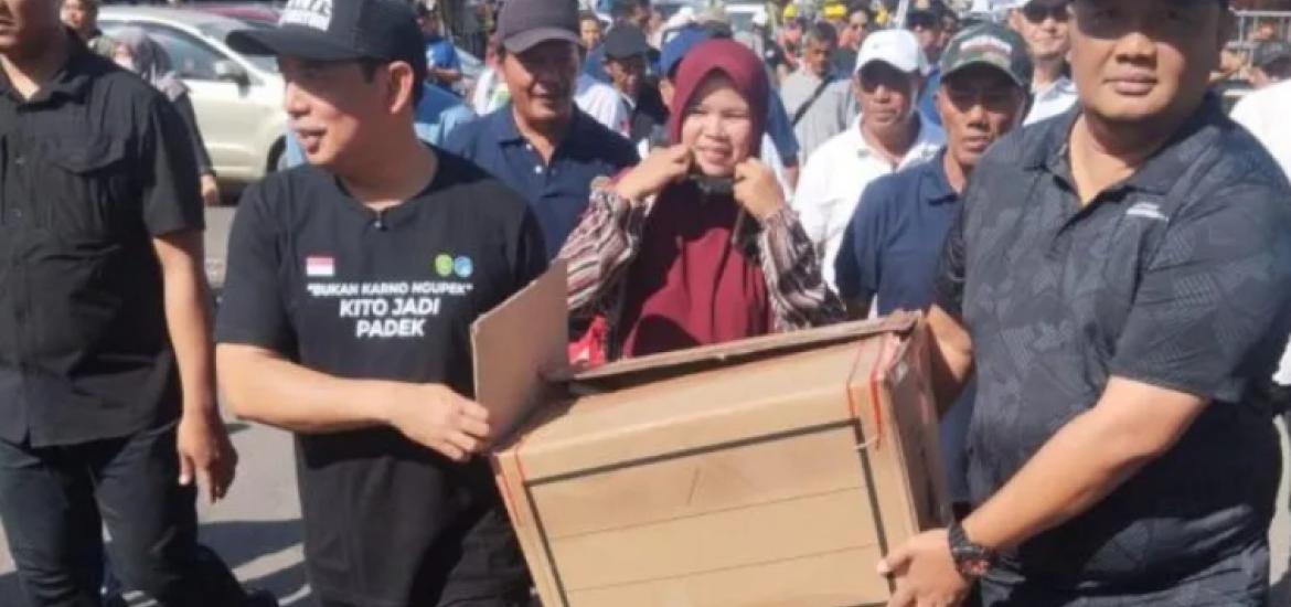 Relokasi Humanis PKL KZ Abidin 1, Dedy Wahyudi Turun Langsung Angkat Lapak