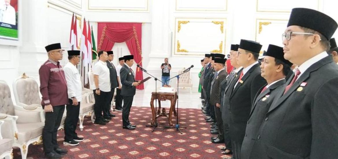 Mutasi Besar di Pemkot Bengkulu, 15 Pejabat Dilantik, Posisi Sekwan Resmi Berganti
