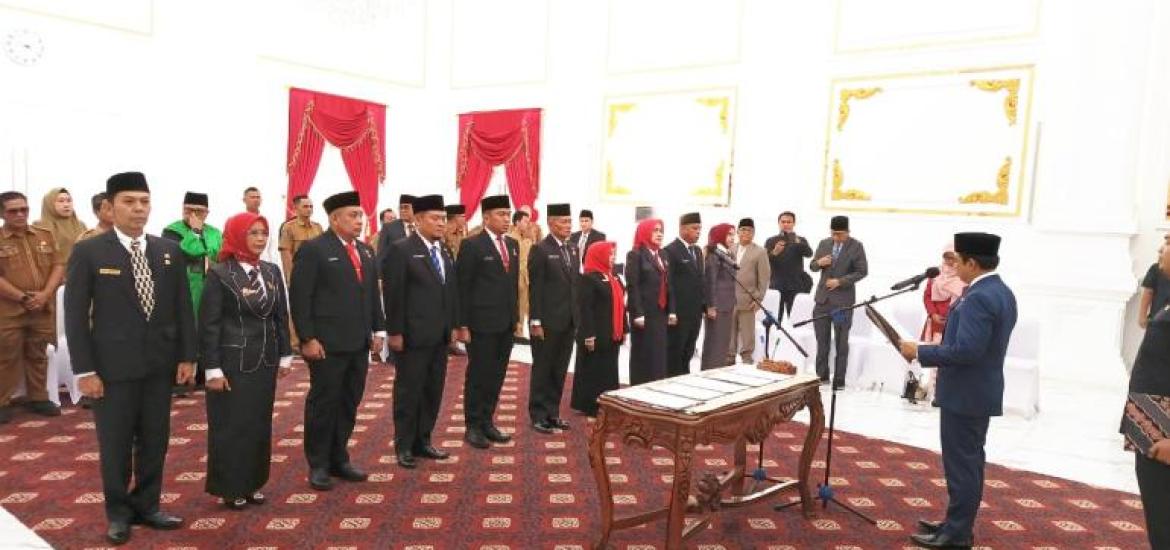 Dedy Wahyudi Lantik 10 Pejabat, Tegaskan: Tak Ada Tempat untuk Kinerja Asal-asalan!