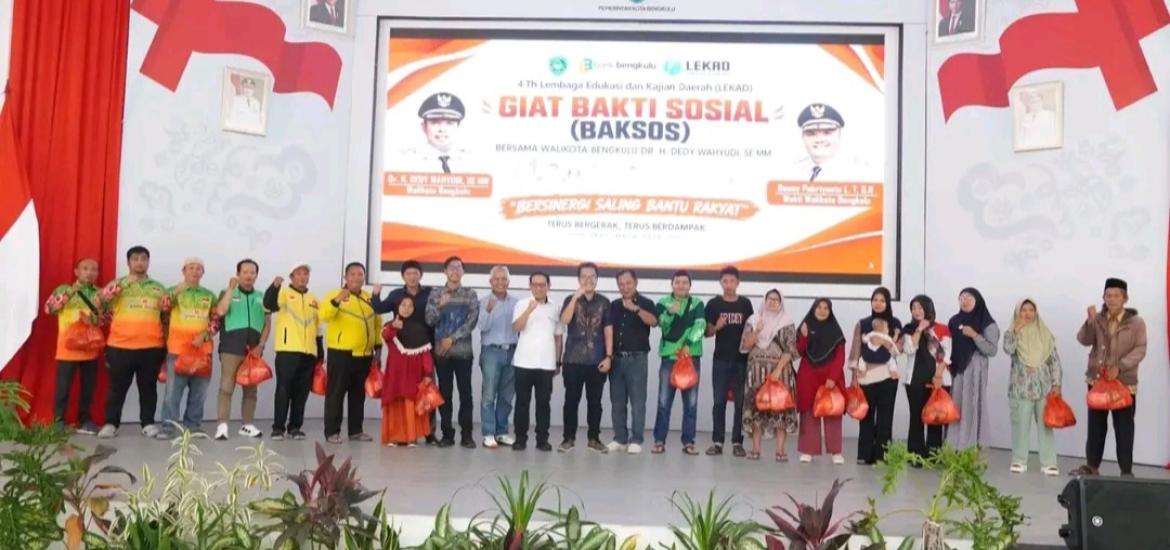 Dedy Wahyudi Pimpin LEKAD ke-4, Ratusan Paket Sembako Disalurkan untuk Dhuafa dan Ojol