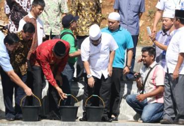 Walikota Helmi Hasan di Kampus IV UMB di Jalan Adam Malik KM 9