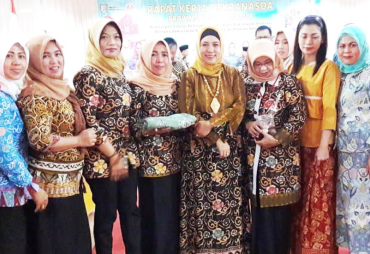 Disperindag Kota Bengkulu meraih juara terbaik ketiga dalam Lomba Karya Kriya Daerah