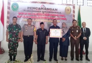 Pencanangan pembangunan zona integritas menuju wilayah bebas dari korupsi dan wilayah Birokrasi bersih dalam melayani masyarakat di Bengkulu Utara
