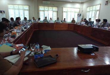 Hearing dalam rangka menindaklanjuti hasil sidak Komisi II DPRD Kota Bengkulu terkait masalah dugaan belum keluarnya perizinan PT. Askani Karya