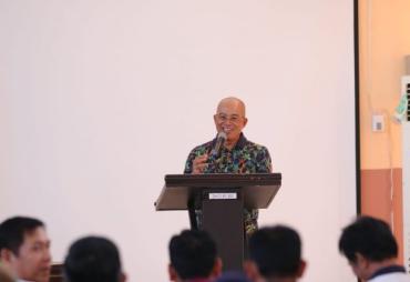 Gusnan Ajak Masyarakat Kurangi Penggunaan Sampah Plastik