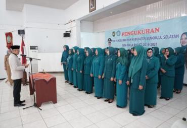 Bupati Kukuhkan Tim Penggerak PKK Bengkulu Selatan
