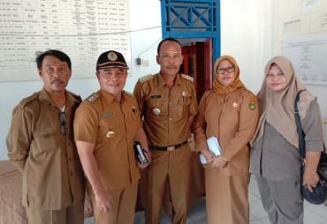 Pertemuan Warga bersama Camat Manna dan DLHK Sepakat…
