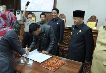 Raperda Pertanggungjawaban Pelaksanaan APBD Tahun Anggaran…