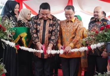Pembukaan GTTN, Gubernur Rohidin Promosikan Batik Besurek