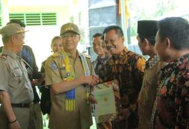 Di Bengkulu Utara, Gubernur Rohidin Serahkan 2.213 Persil…
