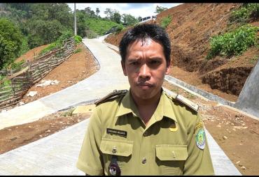 Jalan Mulus, Warga Batu Beriang Puji Kepemimpinan Gubernur…