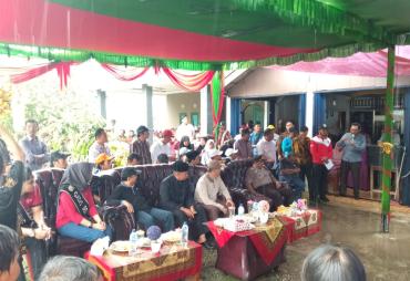 Gubernur bersama rombongan saat silaturahmi di Kecamatan Nasal Kabupaten Kaur