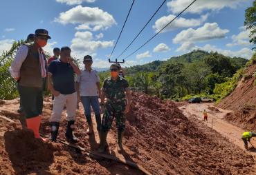 BPBD dan PUPR Prov Bengkulu Sigap Tanggulangi Longsor Desa Penum Bengkulu Tengah