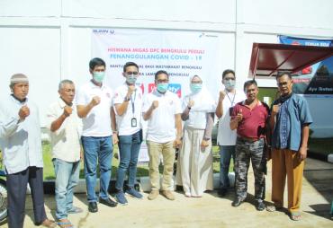 Hiswana Migas dan Pemprov Bagikan Sembako kepada Masyarakat…