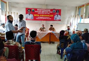 Penyaluran bantuan Covid-19