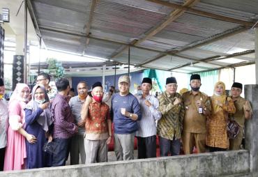 Gubernur Rohidin saat di Desa Tebing Penyamun Kecamatan Tebat Karai Kabupaten Kepahiang