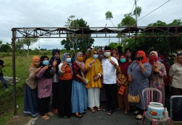 Warga Kota Manna Bulatkan Tekad Dukung Rohidin-Rosjonsyah