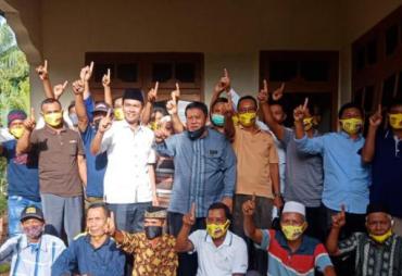 Choirul Huda bersama masyarakat Padang Gading Mukomuko