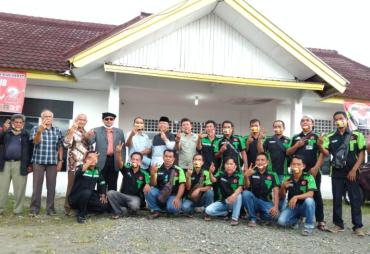 Lintas Komunitas dari Berbagai Profesi Menangkan Rohidin-Rosjonsyah
