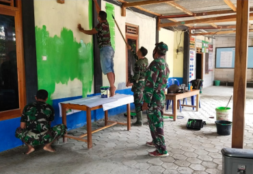 Danramil Tambakrejo Bojonegoro Turut Kerja Bakti Pengecatan…