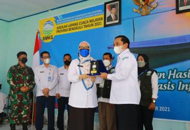 Bantu Nelayan Tingkatkan Hasil Tangkapan, BMKG Luncurkan…