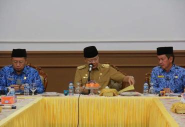 Gubernur Rohidin Kirimkan Rekomendasi ke Presiden Untuk Cabut Larangan Ekspor CPO