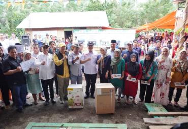 Pemprov Bengkulu Serahkan Bantuan Bedah Rumah di Kabupaten Kepahiang