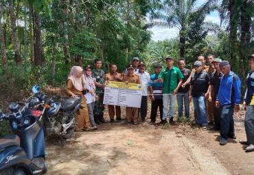 Pembangunan Rabat BetoN Desa Sidodadi