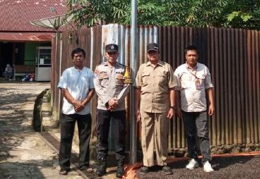 Pemdes Karang Anyar Realisasikan Pengadaan Lampu Tenaga Surya