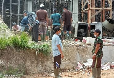 Gotong royong membangun Masjid Nurul iman Desa Bunga tanjung