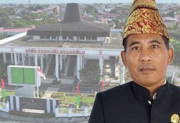 Anggota DPRD Provinsi Bengkulu Fitri, SE