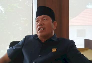 Dewan Provinsi Minta BPKAD Mendata dan Menindak Penunggak…