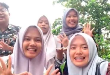 Bahasa di Ruang Publik: Membongkar Makna di Balik Kata-Kata