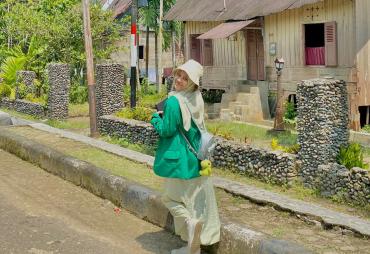 Ingek-Ingek Nan di Ateh,  Nan di Bawah Kok Maimpok