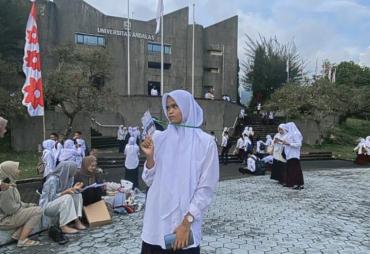 Pakaian Adat Minangkabau