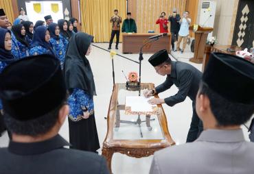 48 Pejabat Fungsional Dilantik