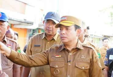 Walikota Bengkulu Dedy Wahyudi : Pemkot Bengkulu Siap Turunkan Tim Gabungan Tertibkan Pasar Minggu